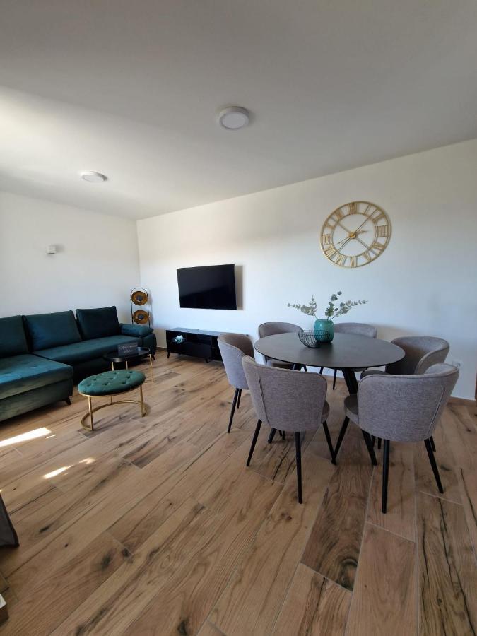 Apartment Luka Privlaka  Buitenkant foto