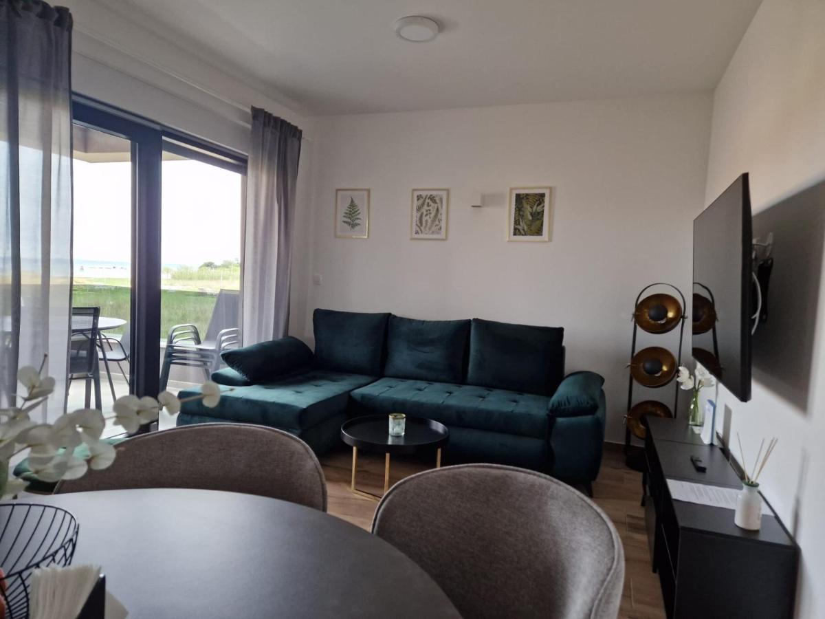 Apartment Luka Privlaka  Buitenkant foto